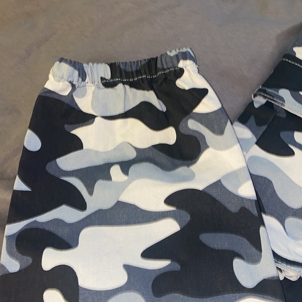 Cargo pants - Picture 4 of 4
